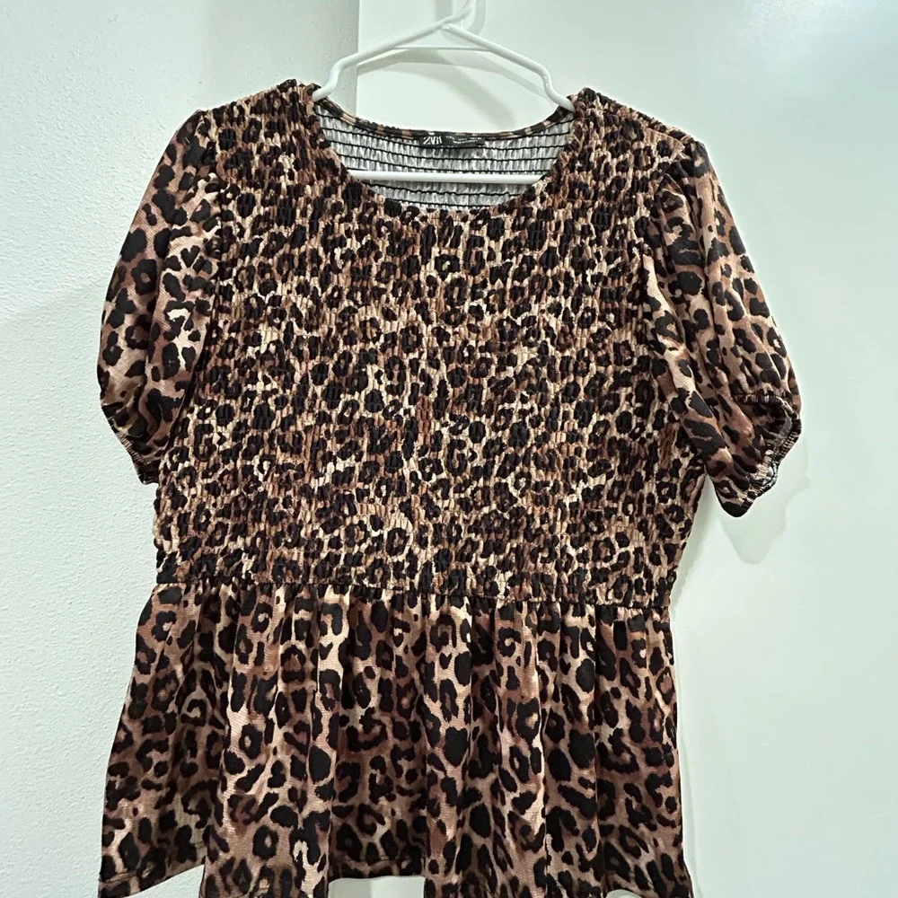 Zara Leopard Print Puff Sleeve Blouse size L